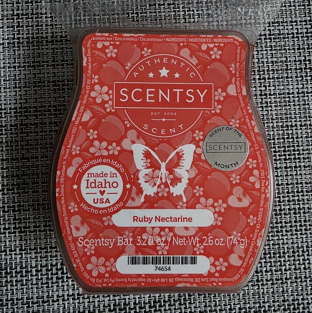 3/$21 New! Scentsy Ruby Nectarine Wax Bar